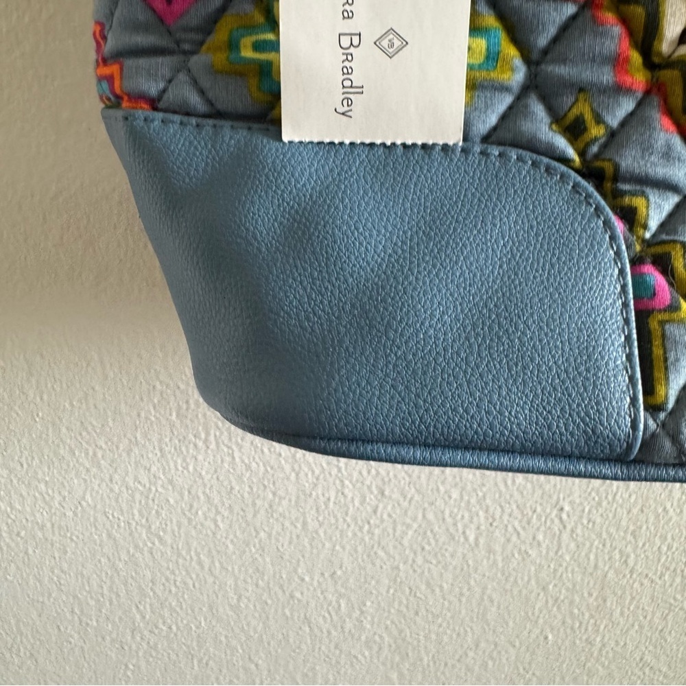 NWT Vera Bradley Day-Off Satchel in Painted Medallions - Picture 6 of 12